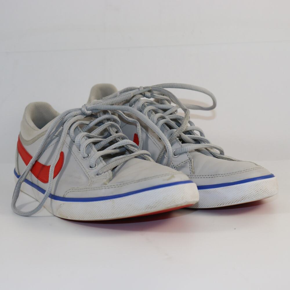 Nike Capri 3 Low Leather‎ Gray/Red/Blue – Men’s Size 8